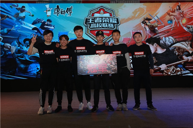 中磨炼技战 中磨炼技战