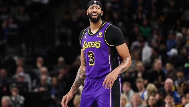 对于强调性 对于强调性